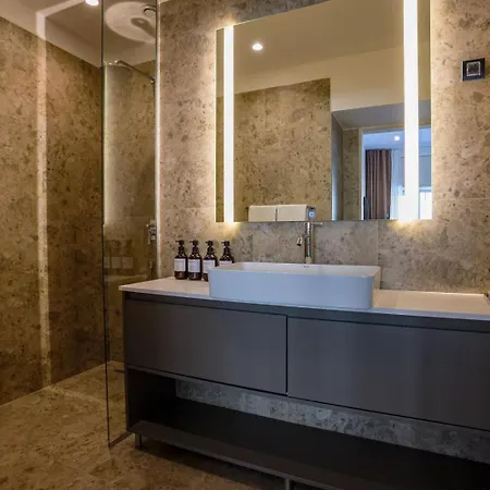 Simma Luxury & * Belgrad